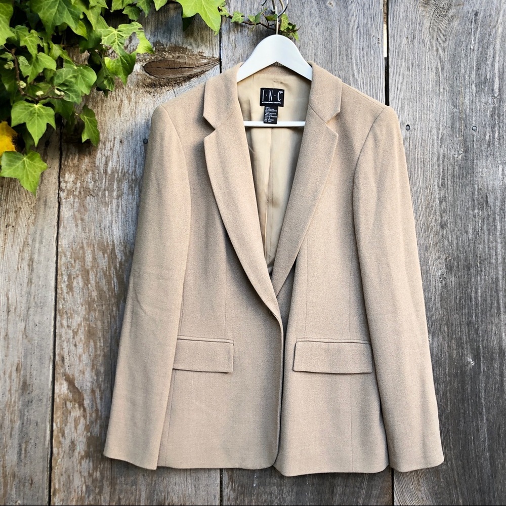 I.N.C tan neutral one button blazer sz 8